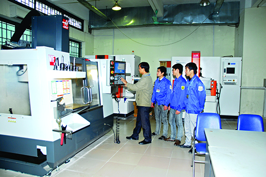 Phòng thực hành CNC