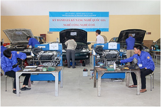 Xưởng thực hành Khung gầm ô tô