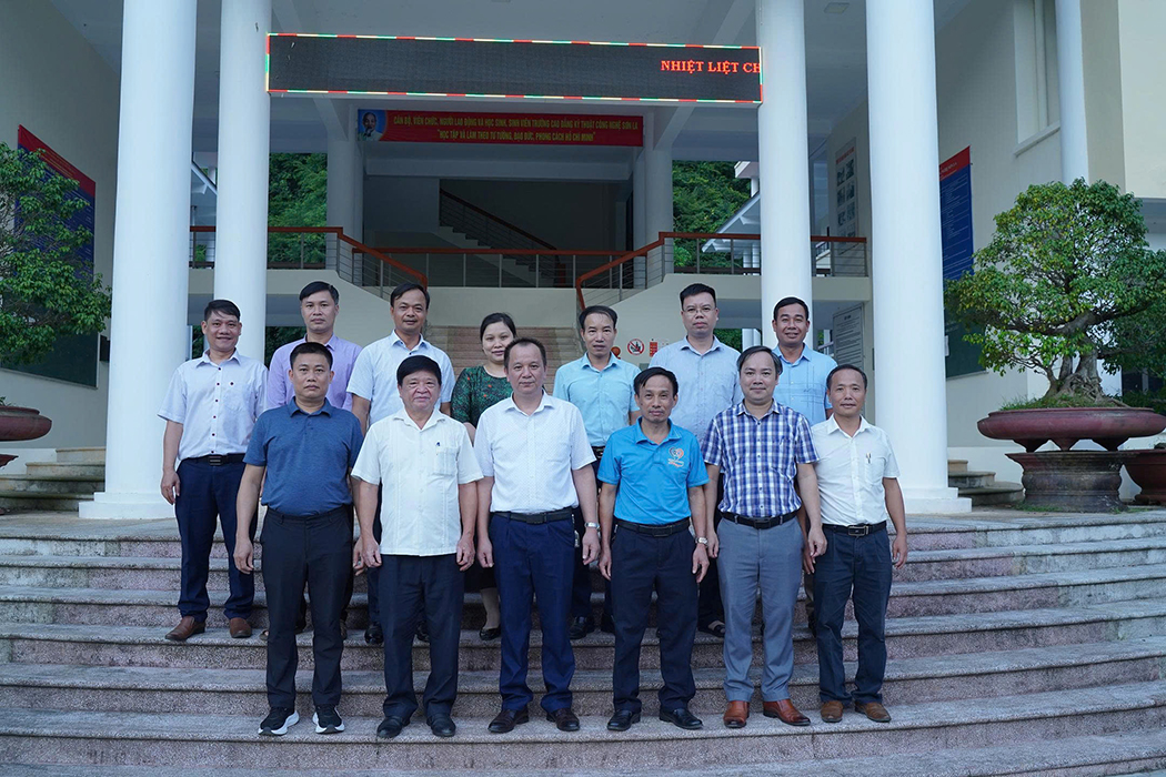 Trường Đại học Sư phạm Kỹ thuật Nam Định tăng cường hợp tác với Trường Cao đẳng Kỹ thuật Công nghệ Sơn La
