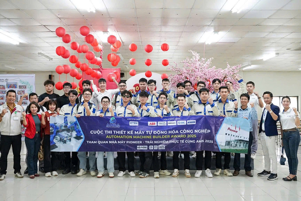 Sinh viên tham quan thực tế tại MANUTRONIC VIỆT NAM: Tiếp lửa sáng tạo cho đường đua AMBA 2026