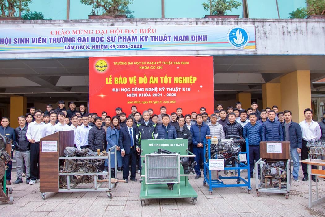Khoa Cơ khí - Trường Đại học Sư phạm Kỹ thuật Nam Định: Sinh viên K16 bảo vệ thành công đồ án tốt nghiệp, sẵn sàng gia nhập thị trường lao động