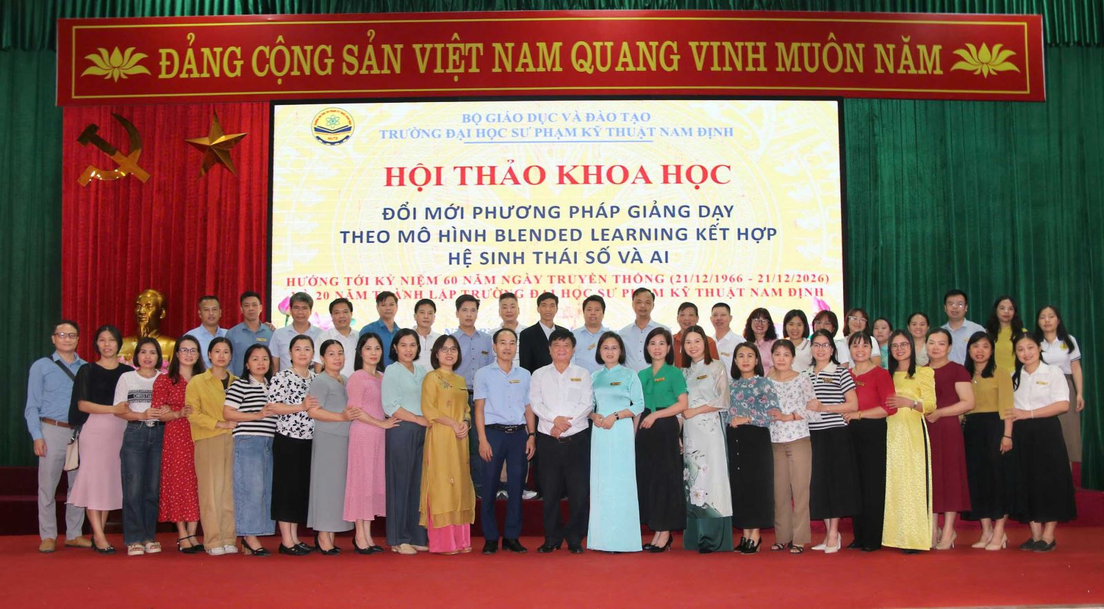 HỘI THẢO KHOA HỌC CẤP TRƯỜNG: KHẲNG ĐỊNH TẦM NHÌN ĐỔI MỚI GIÁO DỤC TRONG KỶ NGUYÊN SỐ