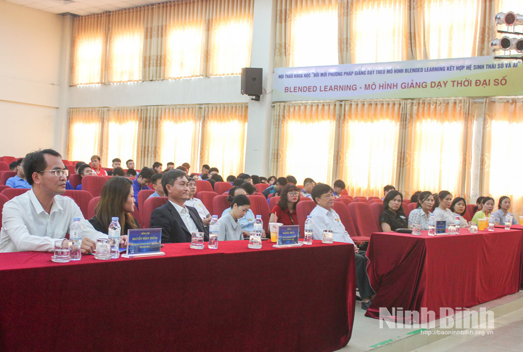 [Báo và Phát thanh, Truyền hình Ninh Bình] Hội thảo “Giải pháp phát triển mô hình đại học khởi nghiệp, đổi mới sáng tạo tại Ninh Bình gắn với Chiến lược quốc gia về khởi nghiệp sáng tạo”