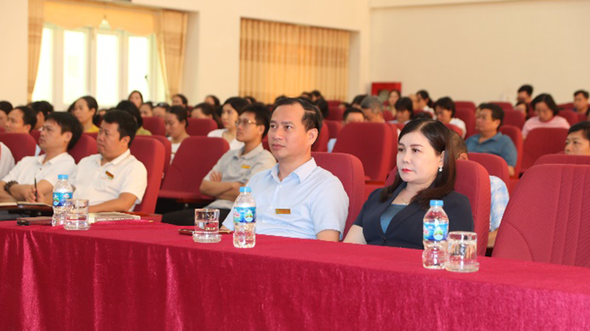 Trường ĐH SPKT Nam Định tập huấn quản trị đại học OKR/KPI & ứng dụng AI