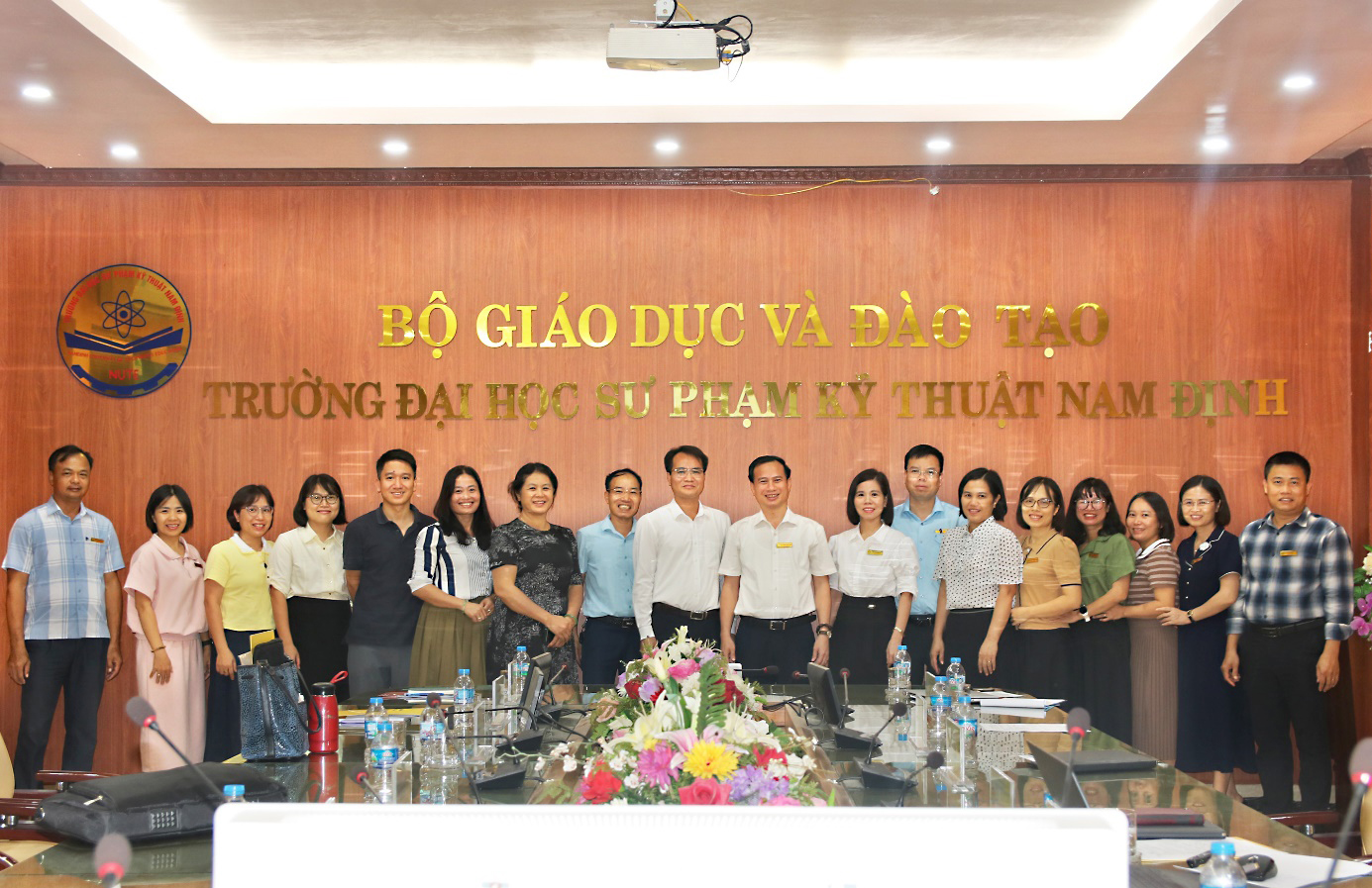 NUTE thúc đẩy xây dựng mô hình đổi mới sáng tạo, gắn đào tạo với nghiên cứu và thực tiễn